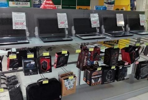 Retail in Cáceres, Cáceres for sale - Building Photo - Image 1 of 3