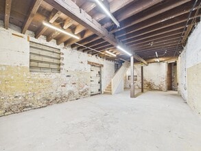 Orrell St, Wigan to rent Interior Photo- Image 1 of 10