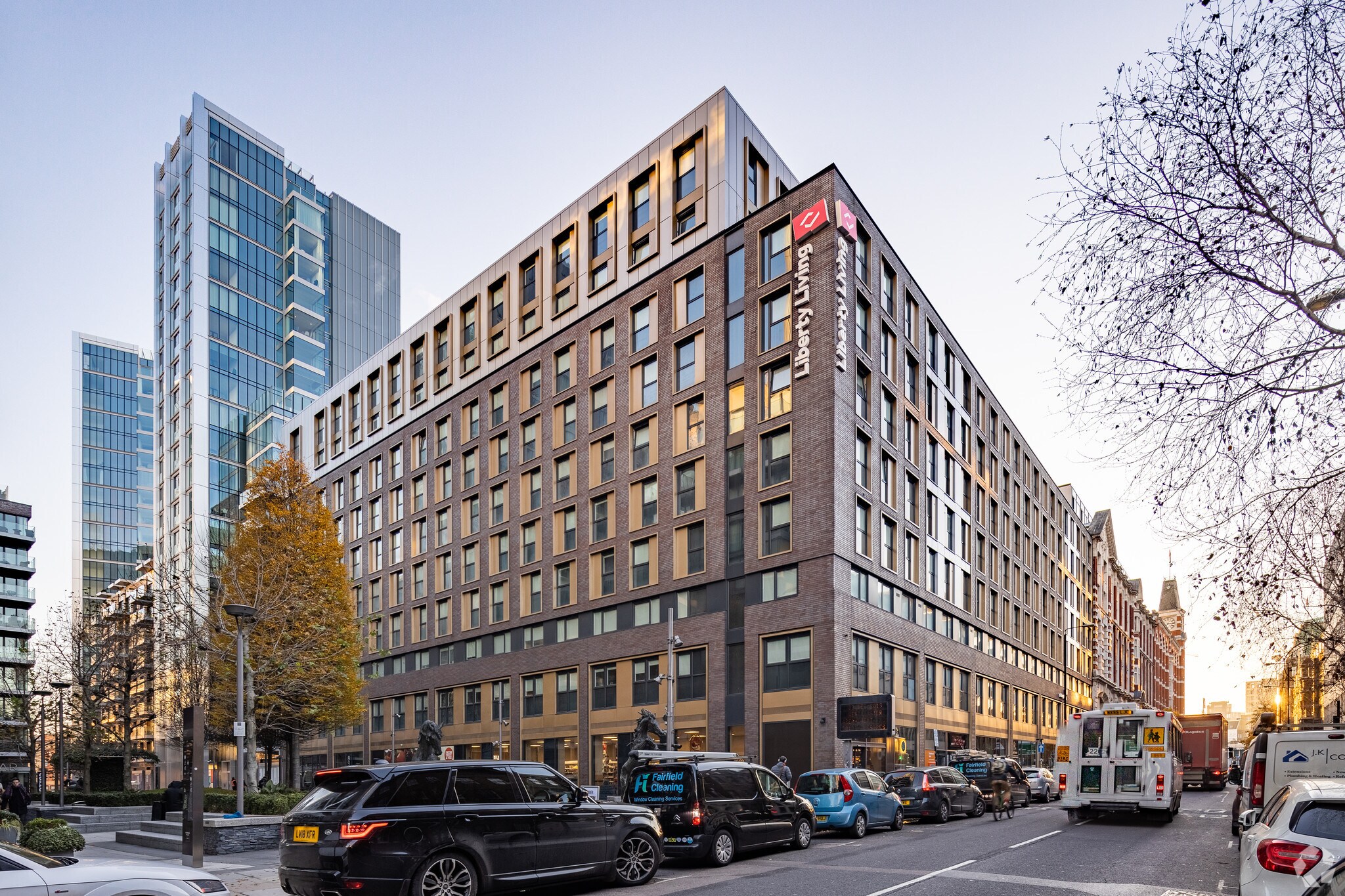 Leman St, London for sale Primary Photo- Image 1 of 1