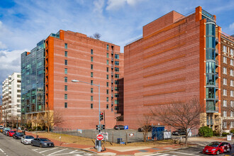 1117 10th St NW, Washington, DC for rent Building Photo- Image 1 of 4