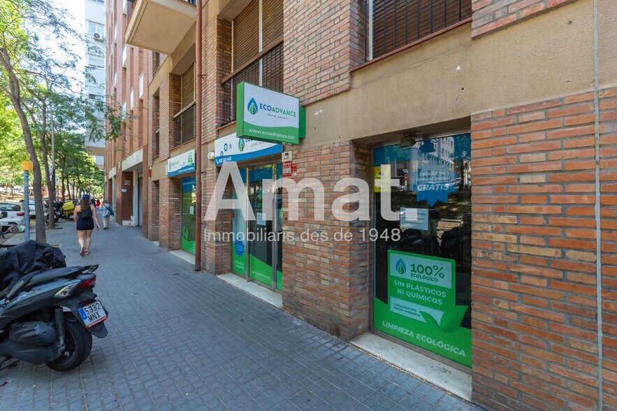 Retail in Barcelona, Barcelona to rent - Interior Photo - Image 3 of 4