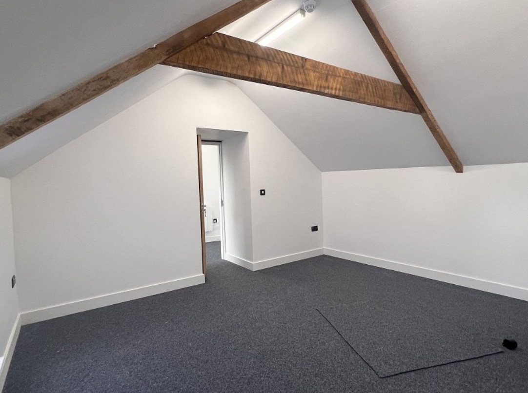 2-4 Garden Ln, Rhandirmwyn to rent Interior Photo- Image 1 of 4