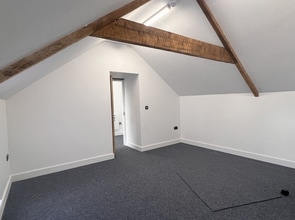 2-4 Garden Ln, Rhandirmwyn to rent Interior Photo- Image 1 of 4