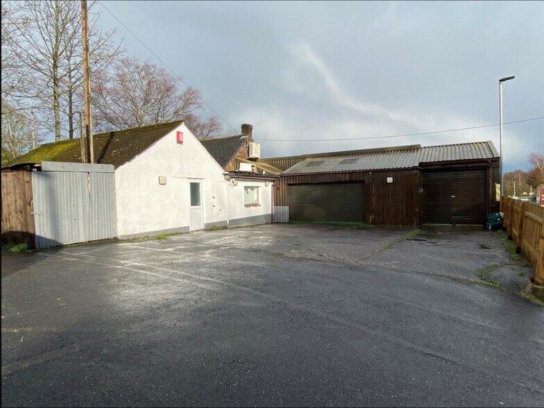 Pottery Road, Bovey Tracey for sale - Primary Photo - Image 1 of 1