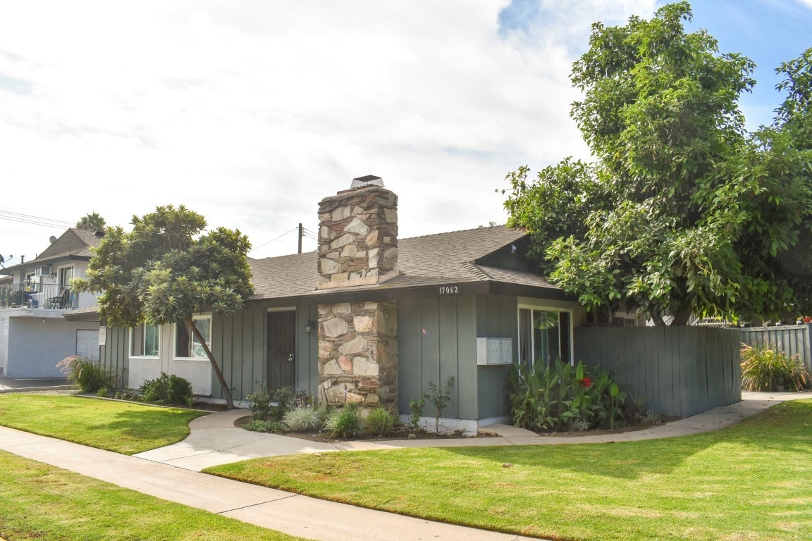 16001 Pasadena Ave, Tustin, CA for sale Building Photo- Image 1 of 1