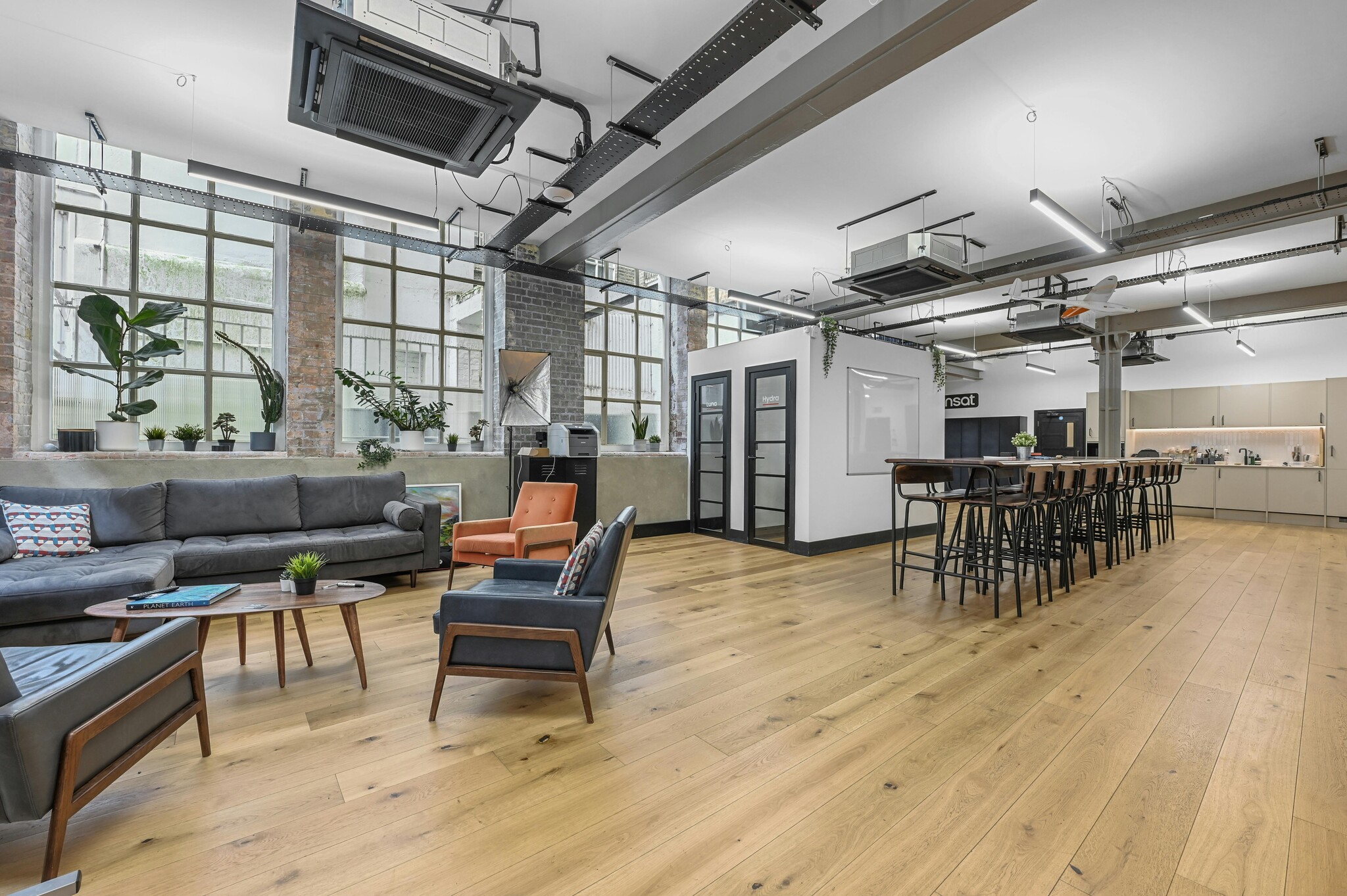 13-17 Ironmonger Row, London to rent Interior Photo- Image 1 of 7