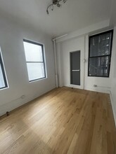 17-19 W 45th St, New York, NY for rent Interior Photo- Image 2 of 3