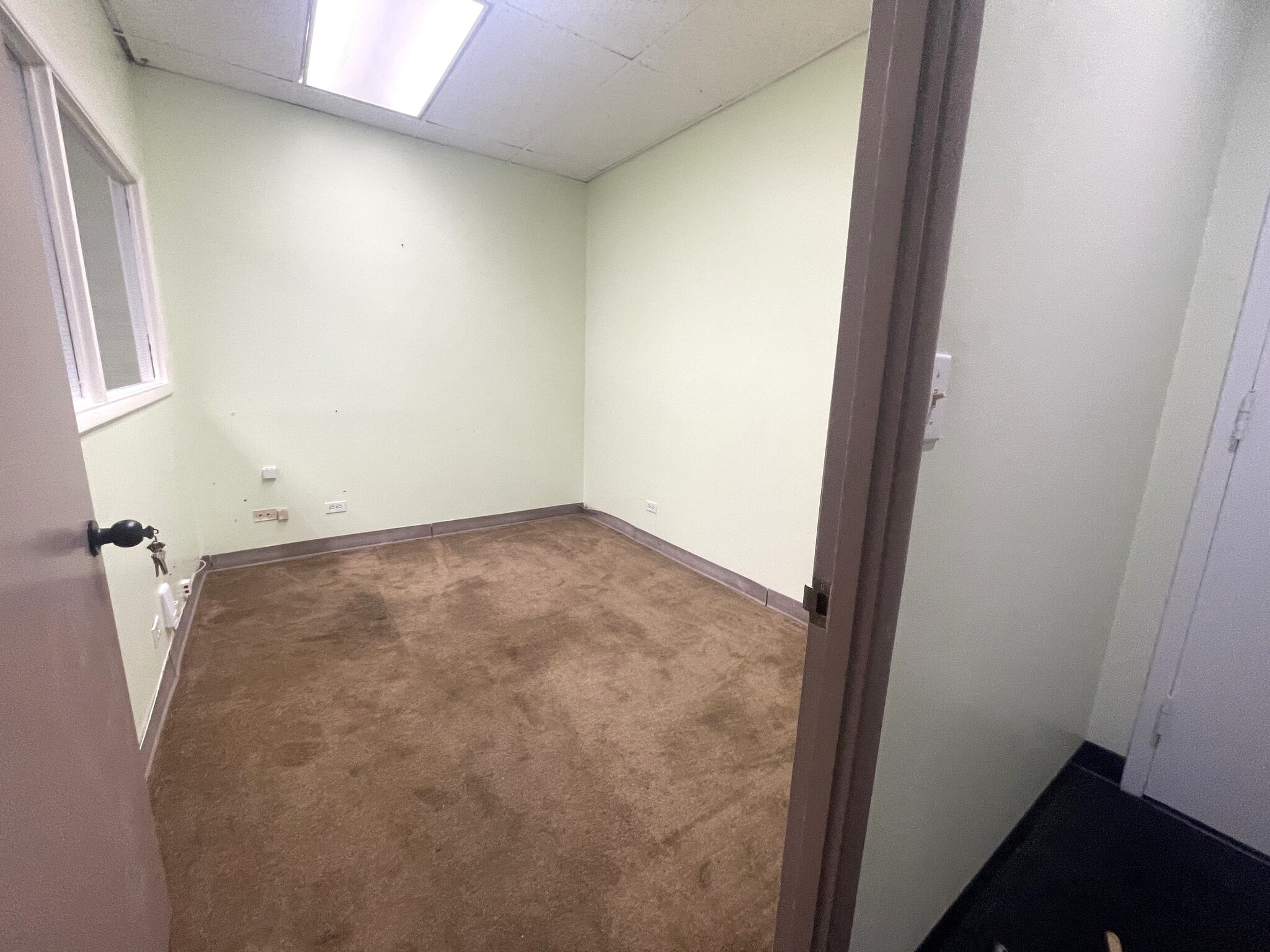 1860 Ala Moana Blvd, Honolulu, HI to rent Interior Photo- Image 1 of 2