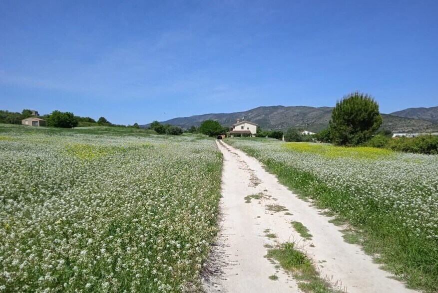 Ip, 09, Agullent, Valencia for sale - Building Photo - Image 1 of 8