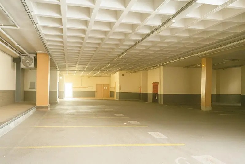 Industrial in Paris to rent - Building Photo - Image 3 of 6