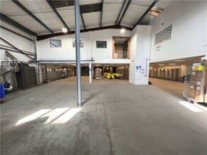 Fen Rd, Cambridge to rent Interior Photo- Image 2 of 3