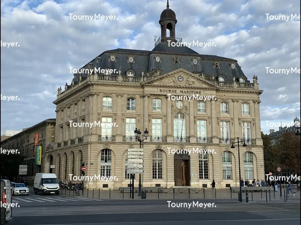 Office in Bordeaux to rent Building Photo- Image 1 of 15