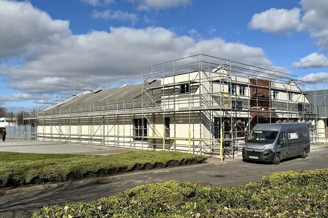 More details for 22-34 Earl Haig Rd, Glasgow - Industrial to Rent