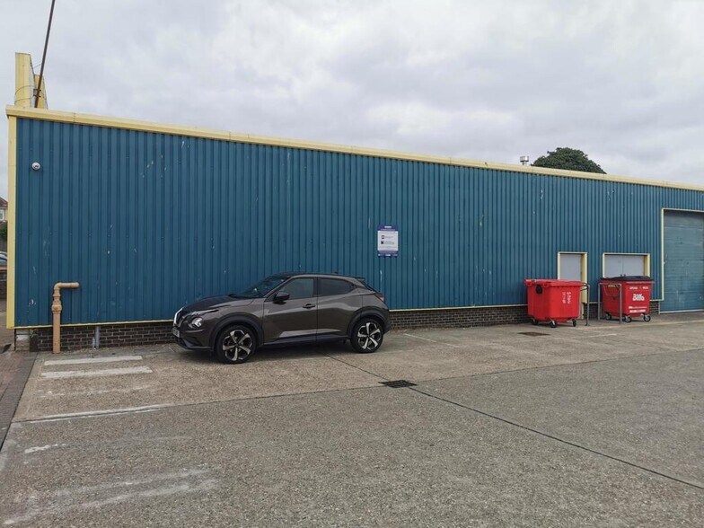 Englands Ln, Great Yarmouth to rent - Building Photo - Image 3 of 3