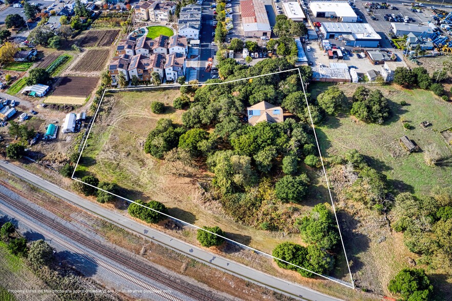 1252 Petaluma Blvd N, Petaluma, CA for sale - Building Photo - Image 1 of 7