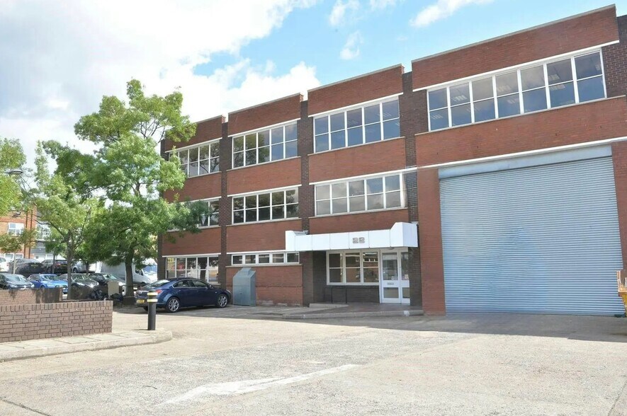 22-28 Concord Rd, London for sale - Building Photo - Image 1 of 1