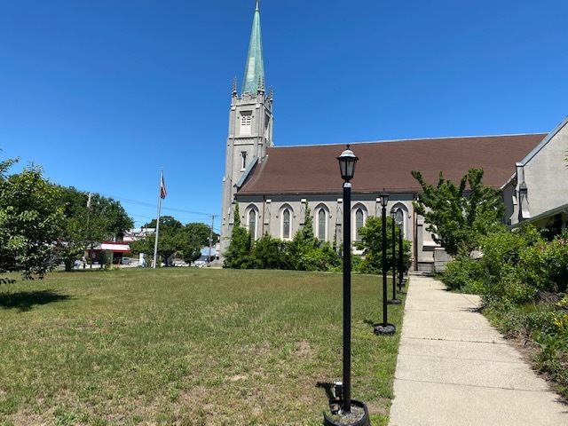 305 Broad St, Cumberland, RI for sale - Primary Photo - Image 1 of 1