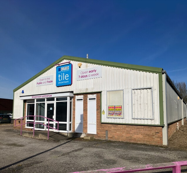 Coburg St, Kings Lynn to rent - Building Photo - Image 2 of 3