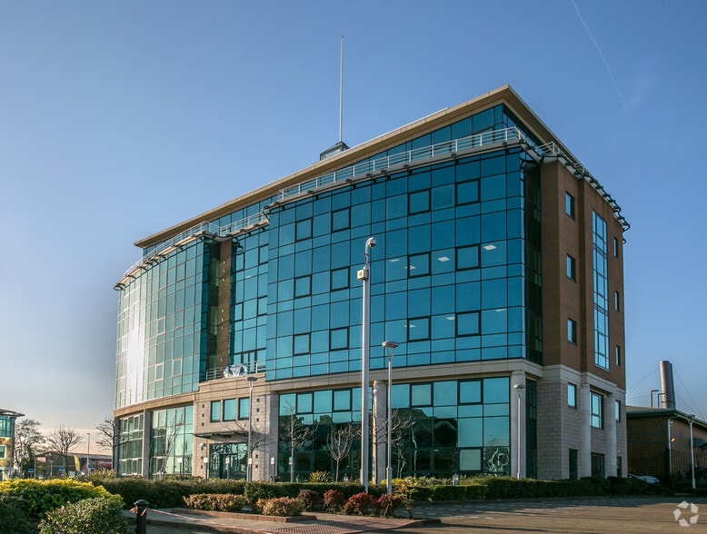 Rocky Ln, Birmingham to rent - Building Photo - Image 2 of 18