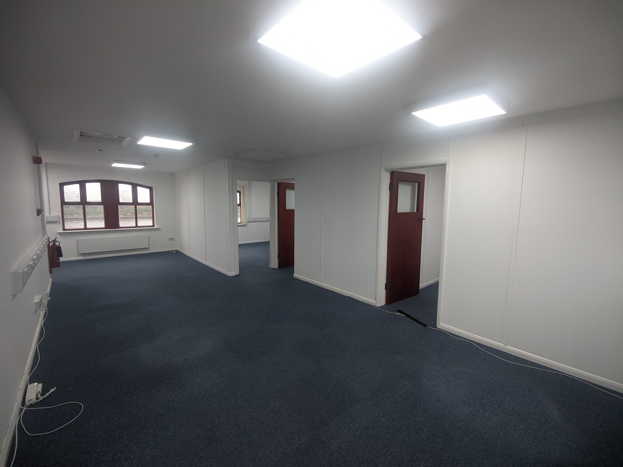 South Pier Rd, Ellesmere Port to rent Interior Photo- Image 1 of 4