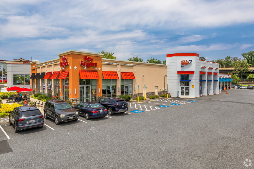 718 Rockville Pike, Rockville, MD for sale - Building Photo - Image 1 of 1