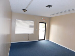 950 N Cocoa Blvd, Cocoa, FL for rent Building Photo- Image 1 of 4