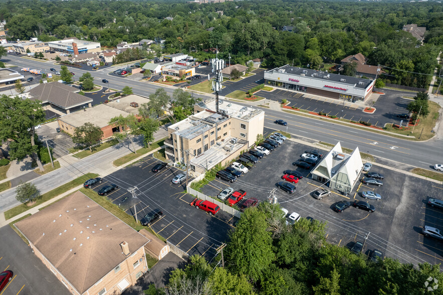 515 Ogden Ave, Downers Grove, IL for rent - Aerial - Image 3 of 7