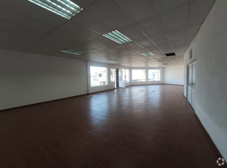 Industrial in Quintanar de la Orden, Toledo for sale - Interior Photo - Image 1 of 1