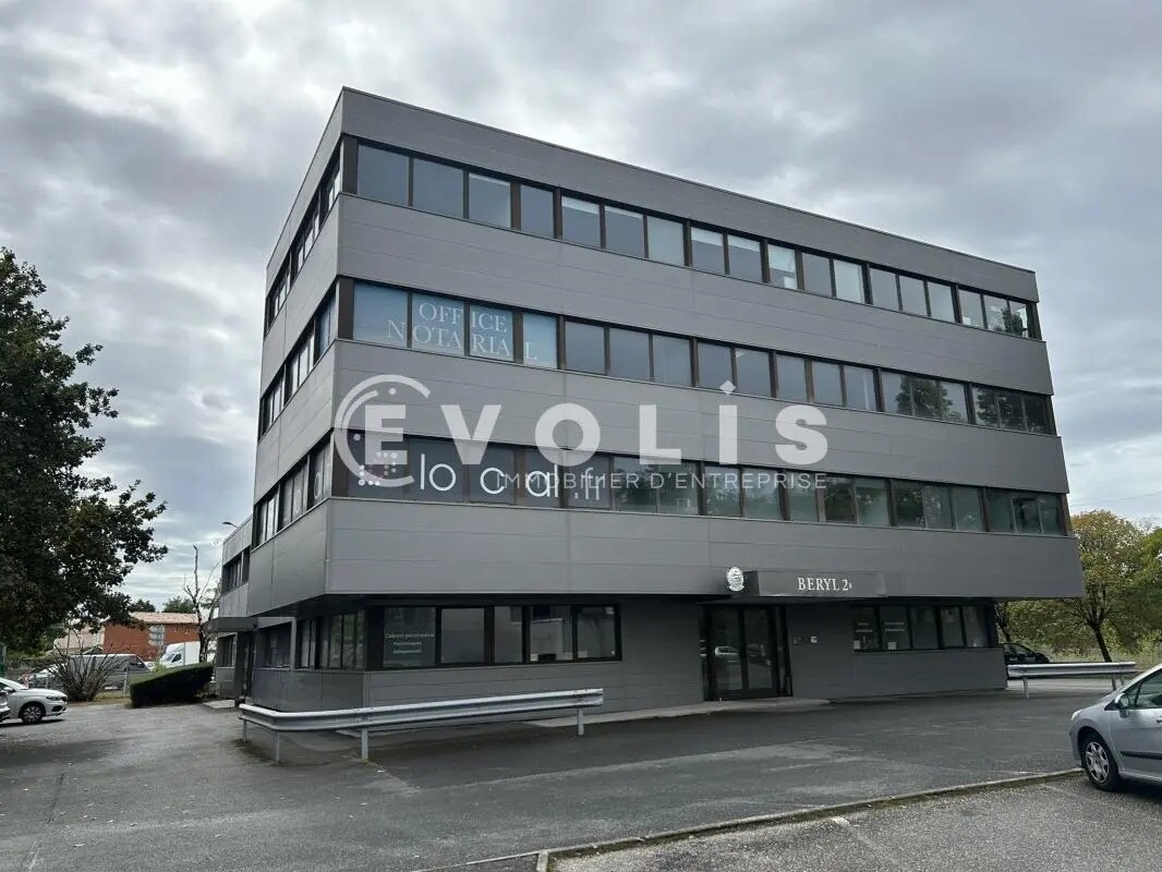 Office in Mérignac to rent Building Photo- Image 1 of 7