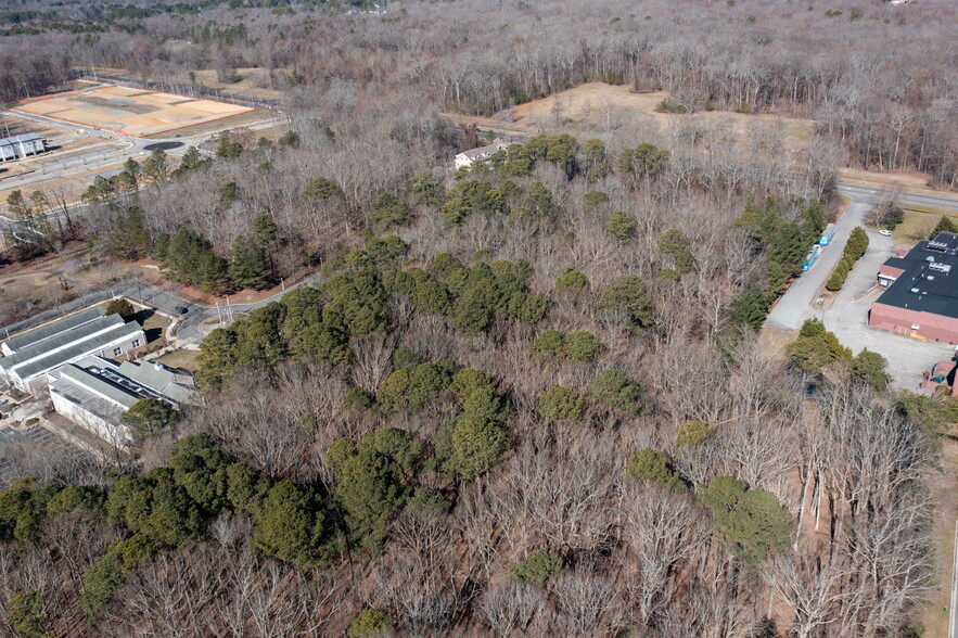 0 Wythe Creek Rd, Poquoson, VA for sale - Aerial - Image 3 of 15