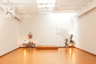 Retail in Barcelona, Barcelona to rent Interior Photo- Image 1 of 6
