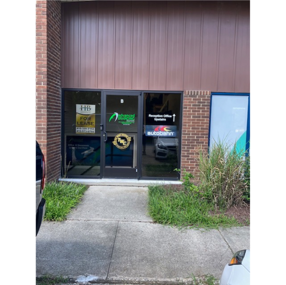 1230 Cronson Blvd, Crofton, MD for sale - Building Photo - Image 1 of 1