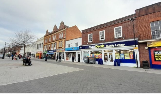 24-26 High St, Evesham to rent Building Photo- Image 1 of 7