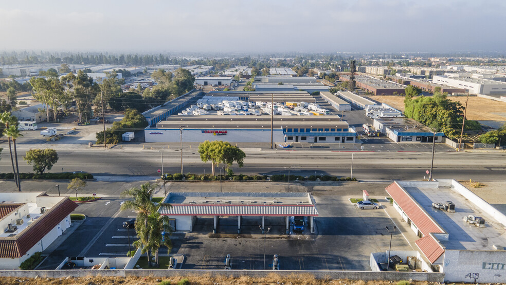 1869 W Foothill Blvd, Upland, CA for rent - Primary Photo - Image 1 of 6