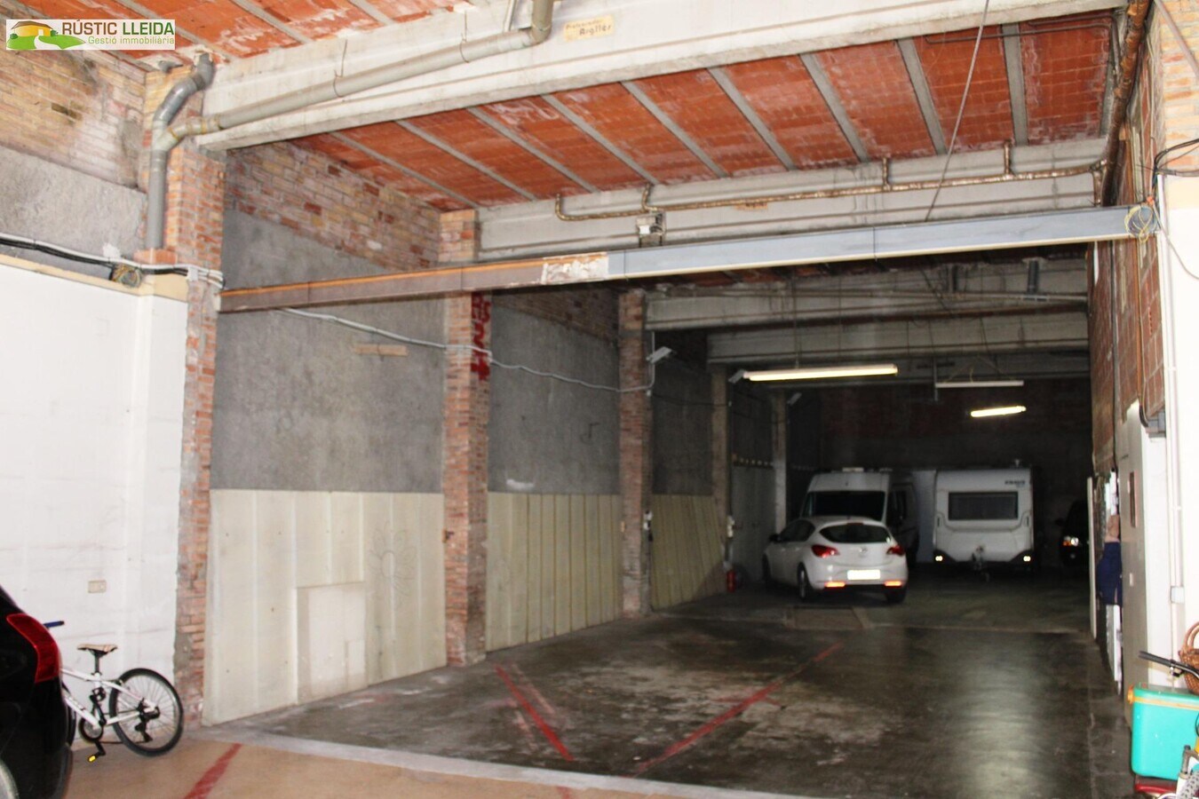 Tàrrega, LER 25300 - Unit - -  - Interior Photo - Image 1 of 1