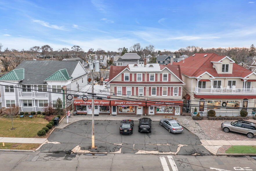 516 Warren Ave, Spring Lake, NJ for sale - Primary Photo - Image 1 of 1