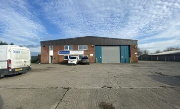 4 Sandleas Way, Leeds to rent Building Photo- Image 1 of 2