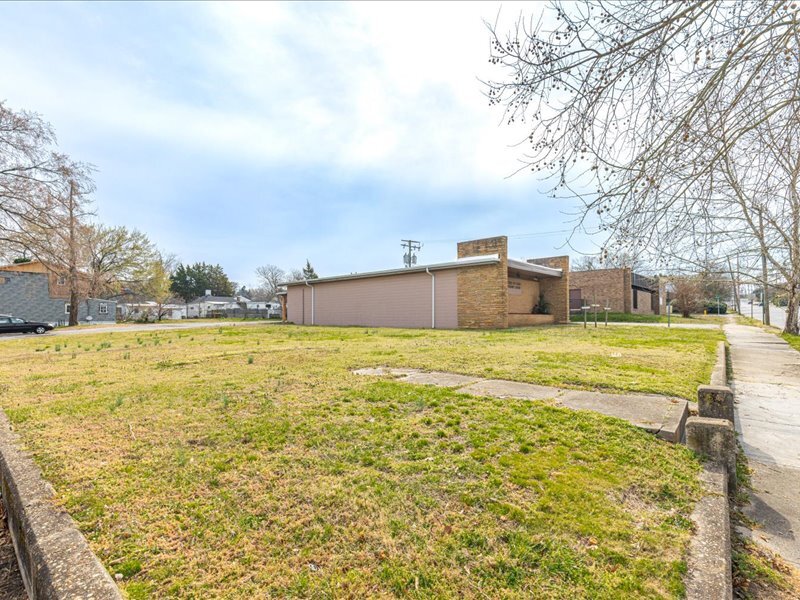 531 S Sycamore St, Petersburg 23803 Office for Sale