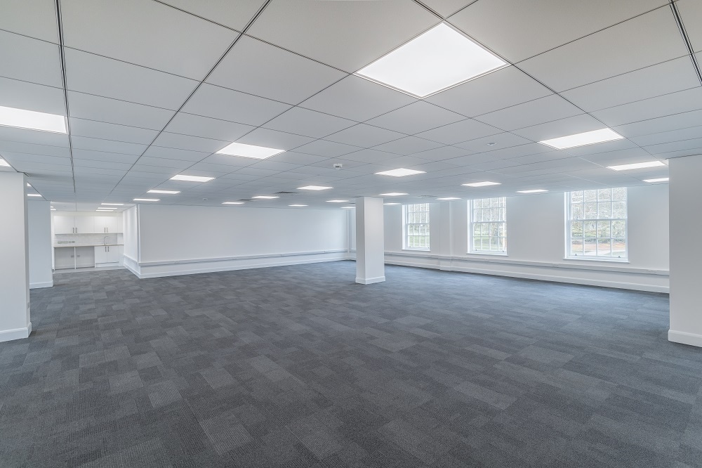 Parkway, Welwyn Garden City to rent Interior Photo- Image 1 of 6