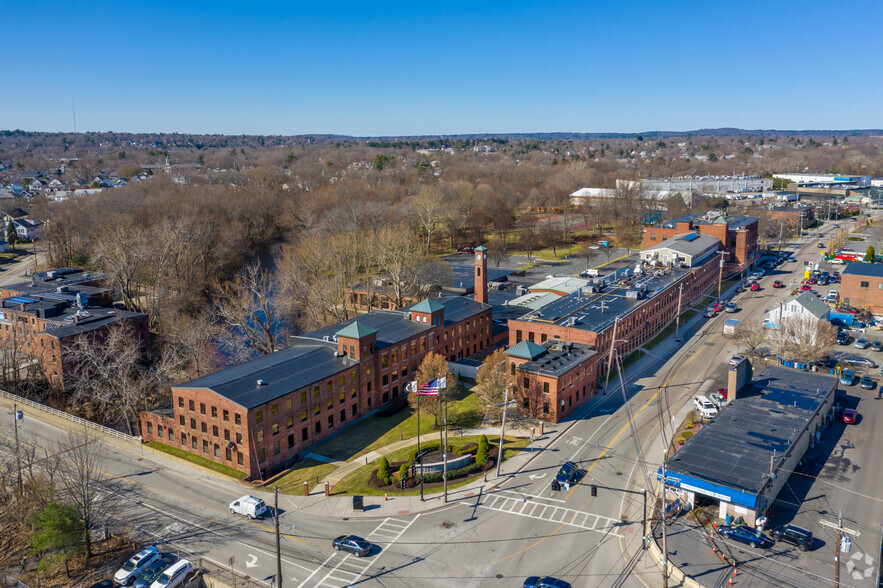 480 Pleasant St, Watertown, MA for rent - Aerial - Image 2 of 19