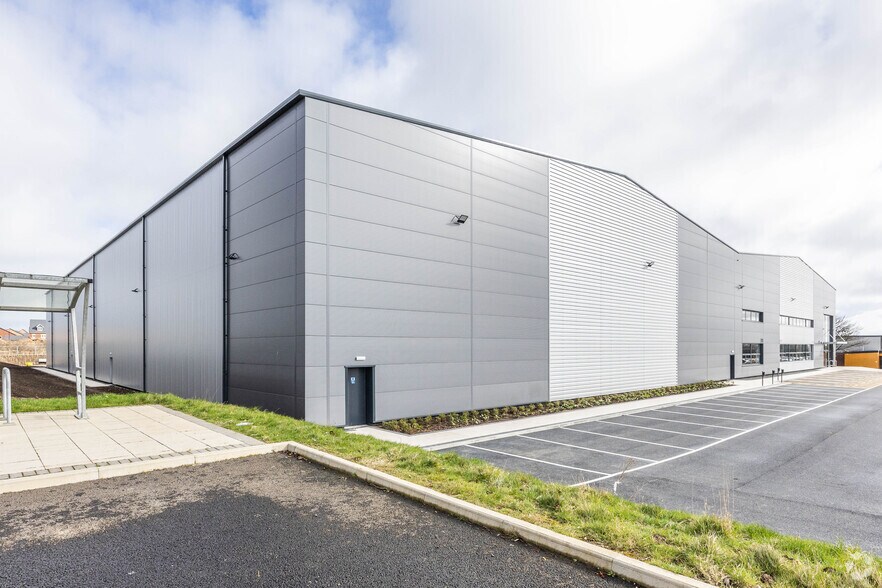 19 High Flatworth, North Shields for sale - Primary Photo - Image 1 of 1