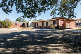 More details for 103 E Hospital St, Corrigan, TX - Office for Sale