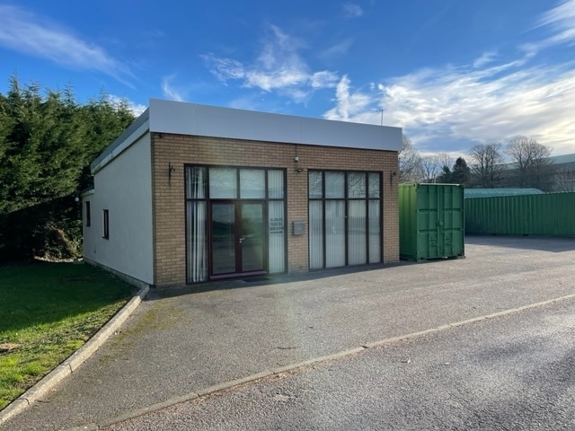 D Kemble Airfield Enterprise Park Est, Kemble for sale - Primary Photo - Image 1 of 1