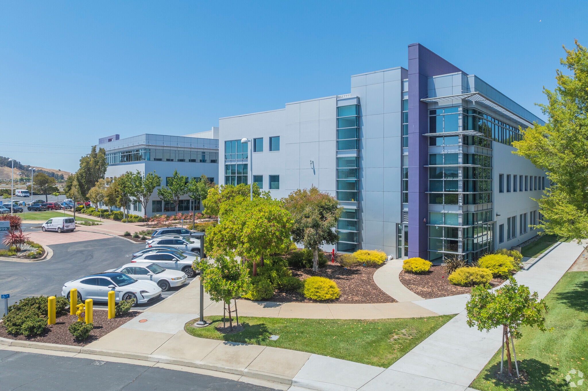 7999 Gateway Blvd, Newark, CA to rent Building Photo- Image 1 of 30