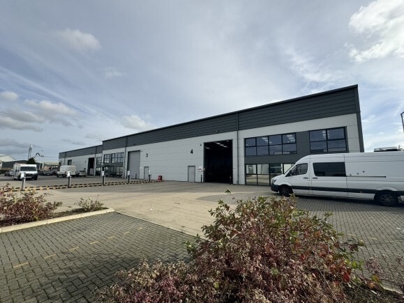 Cobblestone Way, Peterborough to rent - Building Photo - Image 3 of 3