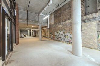 210 N Aberdeen St, Chicago, IL for rent Building Photo- Image 1 of 3