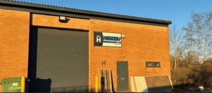Brunel Rd, Corby to rent Building Photo- Image 1 of 2