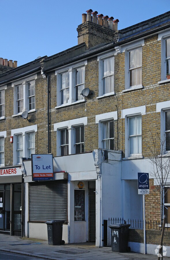 133 Landor Rd, London SW9 9JD UK