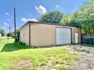 More details for 1203 Crouch Ave, Jourdanton, TX - Light Industrial for Sale