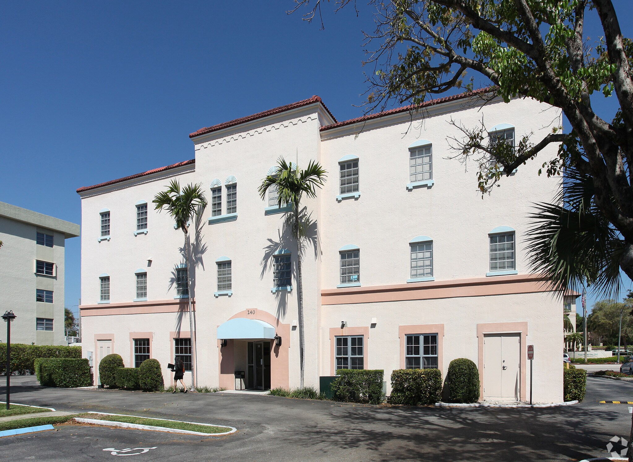 240 W Palmetto Park Rd, Boca Raton, FL to rent Building Photo- Image 1 of 5